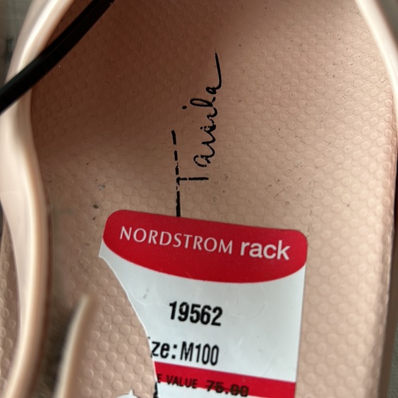 Mini Melissa+Tarsila Do Amaral Slides - Picture 12 of 12